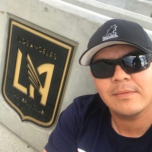 Meet your Posher, Johan